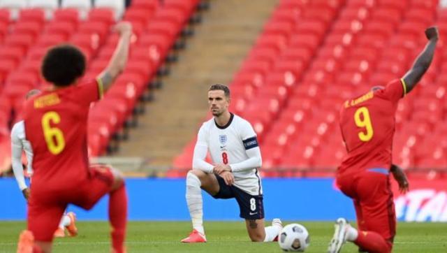 半岛体育官方网站-【伯览奥运②】迟到半个世纪的下跪